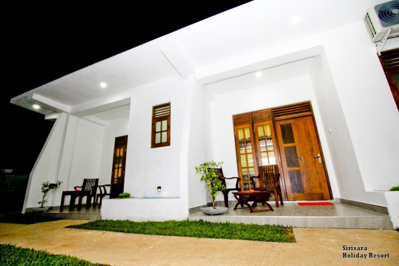 Sirisara Holiday Resort Anuradhapura Exteriör bild